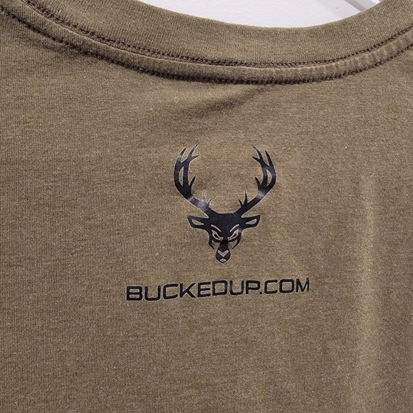 Bucked Up Men's Olive Green Graphic Deer Print T-Shirt Military Edition Small - Picture 4 of 5